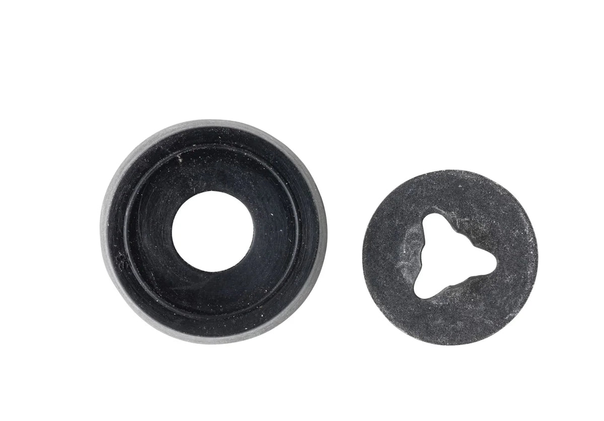 Pump Cup + Nut